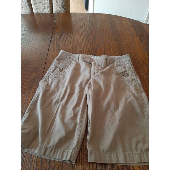 Size 4 Banana Republic Brown Flat Front Pleated Leg Cotton Casual Shorts Pockets - Picture 1 of 2